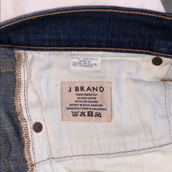 J Brand Kane Medium Wash, straight leg. 30 - Picture 4 of 6